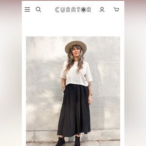 CuratorSF fawn skirt black size small